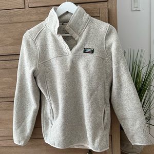 Lightly used Women’s small L.L. Bean sweater fleece pullover in sailcloth color